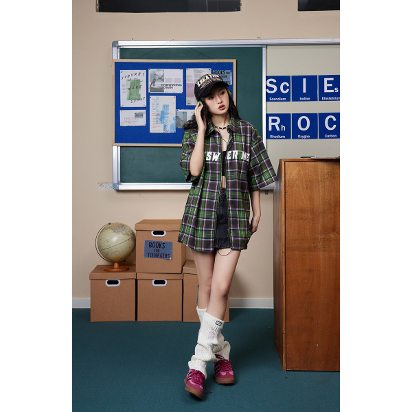 Retro plaid loose short-sleeved shirt men's and women's college wind jacket CS64