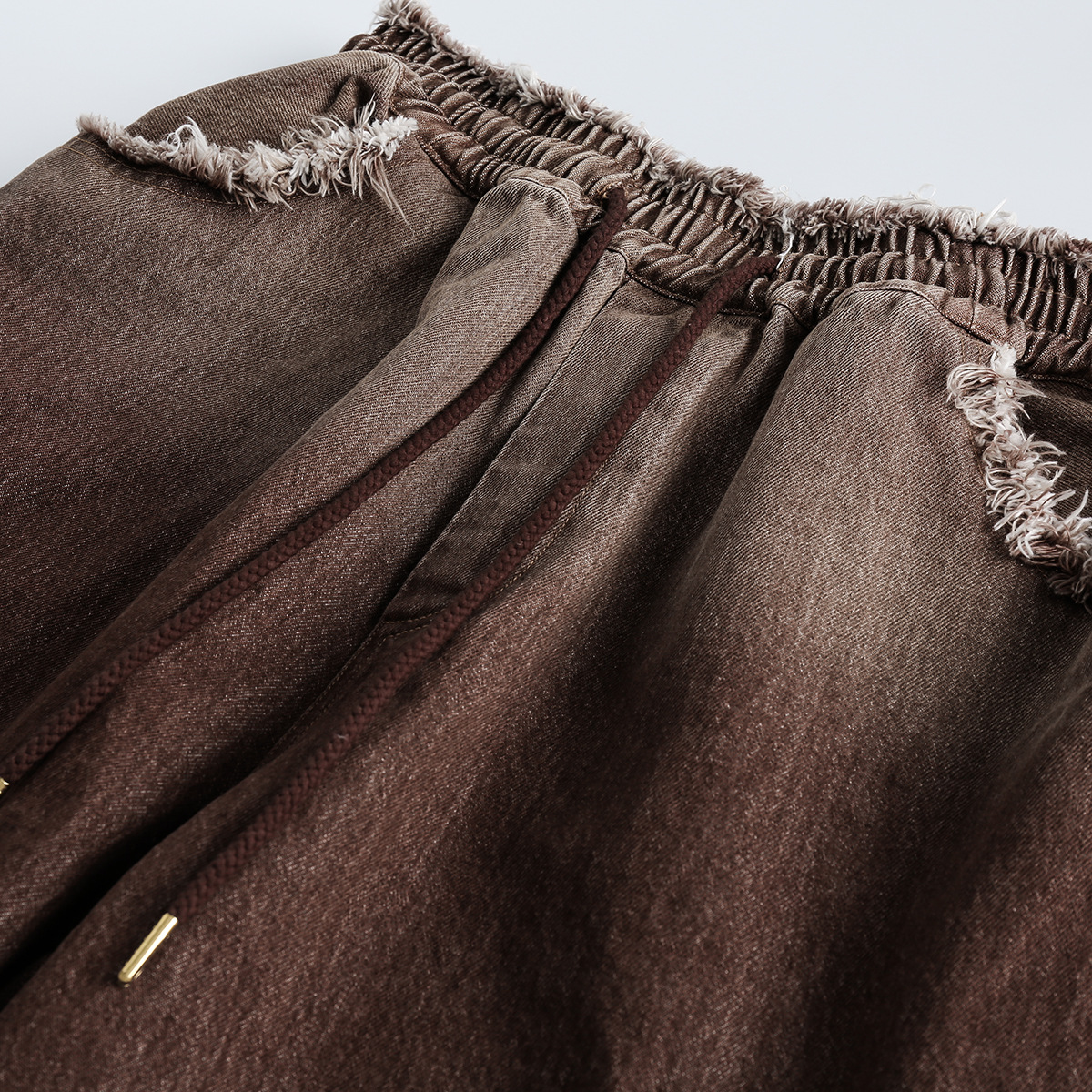 Retro raw edge washed denim shorts men's personality loose cropped pants K28