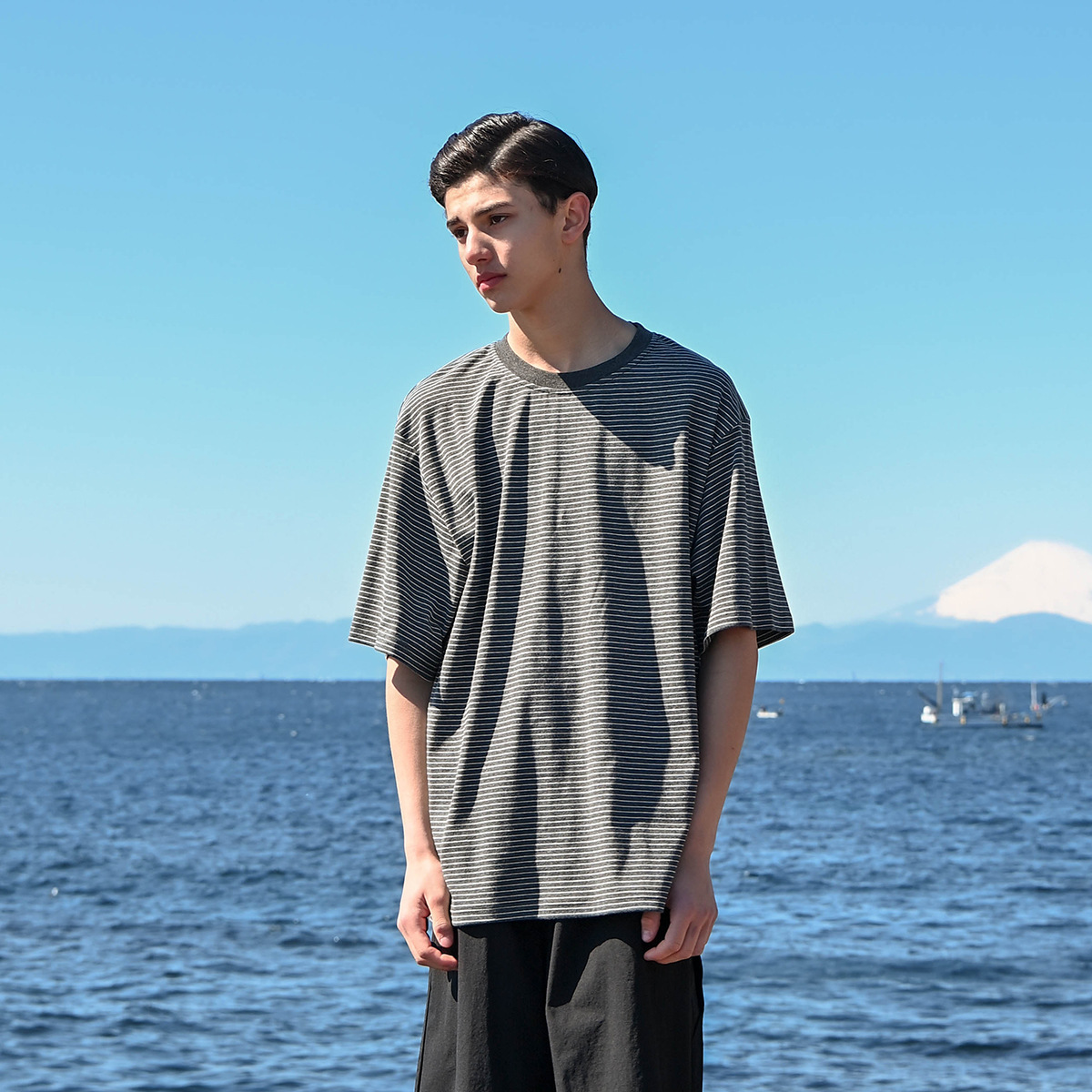 Trendy Striped Short Sleeve T-shirt artistic style loose summer T-shirt RT14