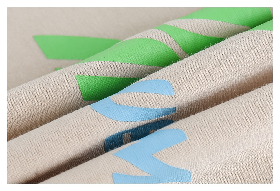 Raglan sleeve T-shirt men and women loose Korean girl group short-sleeved T200